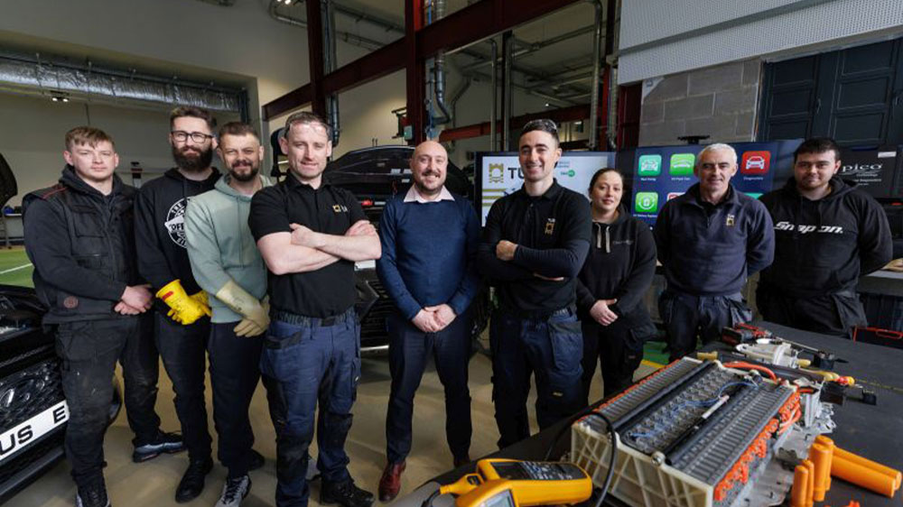 Ireland's first-ever Level 7 course for EV mechanics